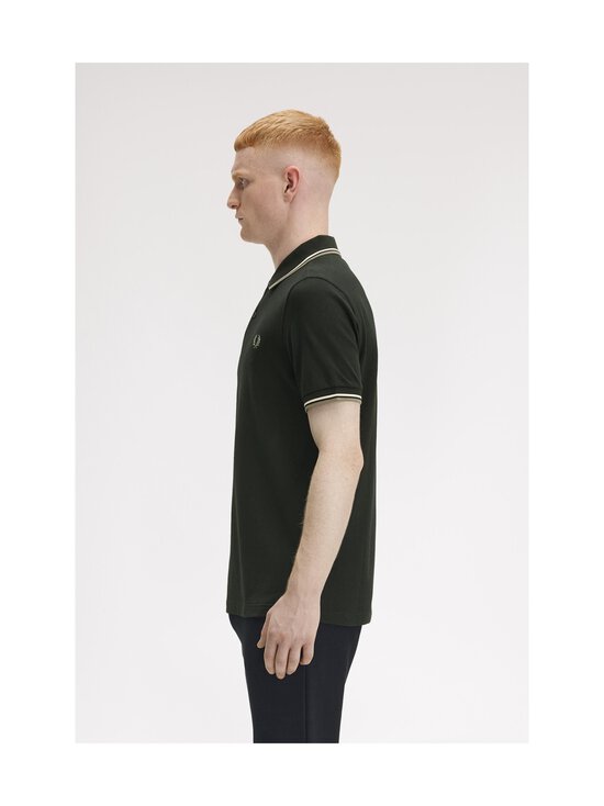 Fred Perry - Twin Tipped Slim Fit -pikeepaita - Y65 NGHGRN/LECR/OLMN - photo 4 Fred Perry - Twin Tipped Slim Fit -pikeepaita - Y65 NGHGRN/LECR/OLMN | Stockmann - photo 4