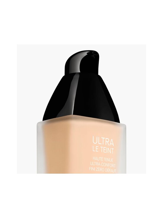CHANEL - ULTRA LE TEINT FLUIDE Ultrawear All Day Comfort Flawless Finish Foundation - B10 - photo 2 CHANEL - ULTRA LE TEINT FLUIDE Ultrawear All Day Comfort Flawless Finish Foundation - B10 | Stockmann - photo 2