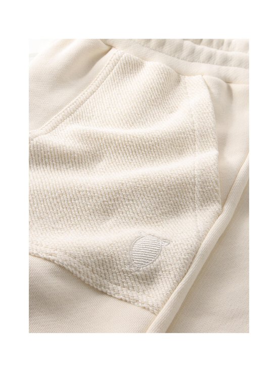 Knowledge Cotton Apparel - Lühikesed püksid Birch - 1387 EGRET - photo 3 Knowledge Cotton Apparel - Lühikesed püksid Birch - 1387 EGRET | Stockmann - photo 3