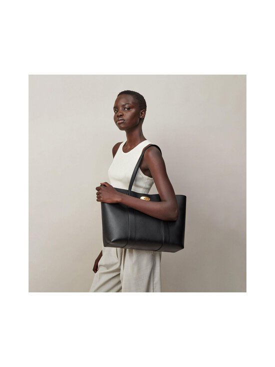 Mulberry - Bayswater Small Classic Grain Tote -laukku - A330 BLACK-OAK - photo 7 Mulberry - Bayswater Small Classic Grain Tote -laukku - A330 BLACK-OAK | Stockmann - photo 7