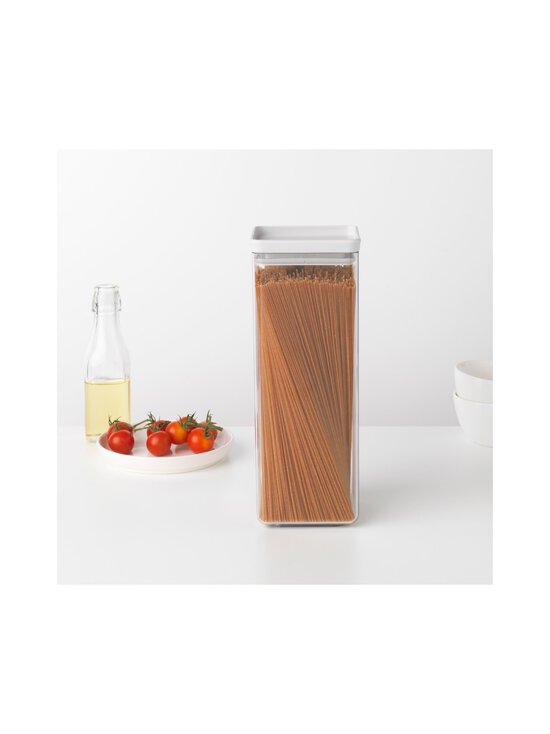 Brabantia - Square Canister pārtikas uzglabāšanas trauks 2.5 l - LIGHT GREY - photo 2 Brabantia - Square Canister pārtikas uzglabāšanas trauks 2.5 l - LIGHT GREY | Stockmann - photo 2