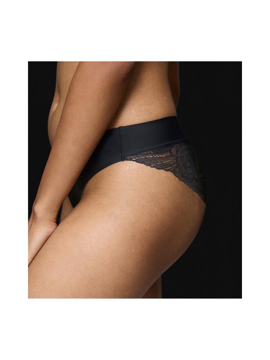 Triumph - Aluspüksid Body Make-Up Illusion Lace Highleg Tai - 0004 BLACK - photo 7 Triumph - Aluspüksid Body Make-Up Illusion Lace Highleg Tai - 0004 BLACK | Stockmann - photo 7