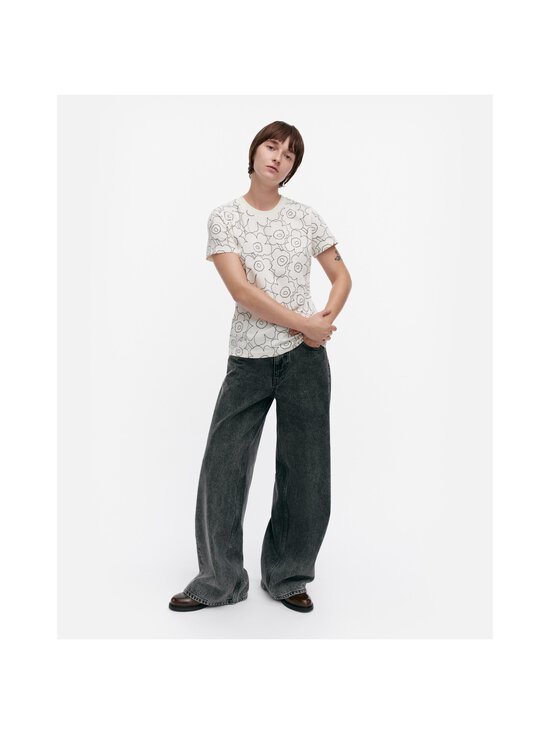 Marimekko - Heleys Piirto Unikko T-krekls - 190 OFF WHITE, BLACK - photo 6 Marimekko - Heleys Piirto Unikko T-krekls - 190 OFF WHITE, BLACK | Stockmann - photo 6