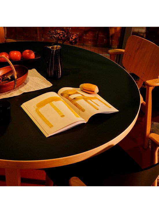Artek - Pöytä 91 koivu/musta linoleum ø 125 cm - BEIGE | Stockmann - photo 2