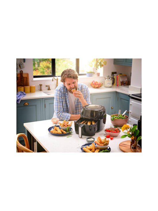 Russell Hobbs - SatisFry Air Medium -ilmafriteerauskeitin - BLACK - photo 8 Russell Hobbs - SatisFry Air Medium -ilmafriteerauskeitin - BLACK | Stockmann - photo 8