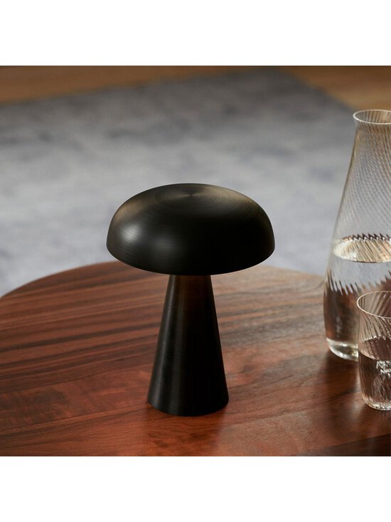 &Tradition - Como SC53 -pöytävalaisin - MUSTA - photo 6 &Tradition - Como SC53 -pöytävalaisin - MUSTA | Stockmann - photo 6