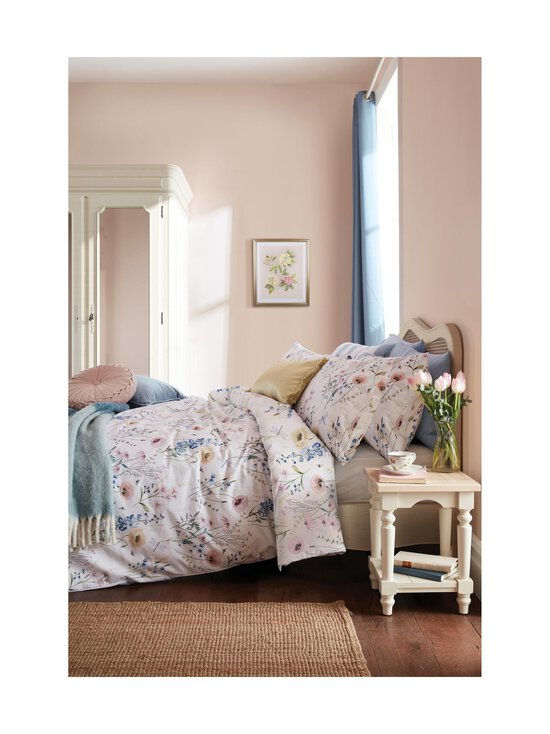 Laura Ashley - Alford Meadow satīna gultasveļas komplekts - 19 DELPHINIUM BLUE - photo 2 Laura Ashley - Alford Meadow satīna gultasveļas komplekts - 19 DELPHINIUM BLUE | Stockmann - photo 2