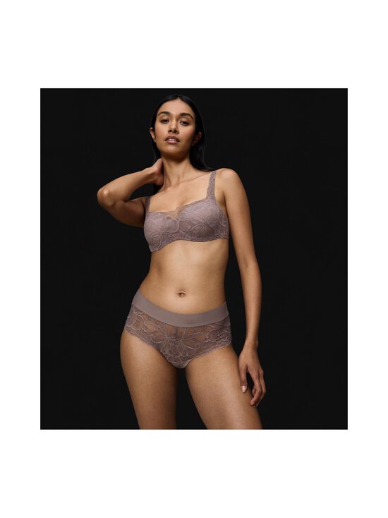 Triumph - Body Make-Up Illusion Lace Shorty - alushousut - 3091 PIGEON GREY - photo 8 Triumph - Body Make-Up Illusion Lace Shorty - alushousut - 3091 PIGEON GREY | Stockmann - photo 8