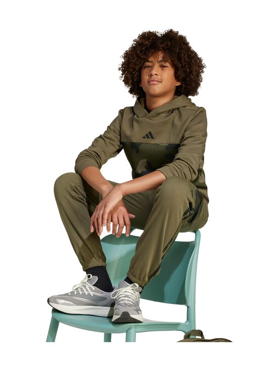 adidas Sportswear - Junior Camo -huppari - JW2467 OLISTR/BLACK - photo 6 adidas Sportswear - Junior Camo -huppari - JW2467 OLISTR/BLACK | Stockmann - photo 6
