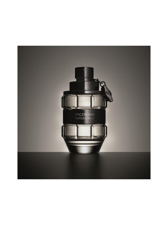 Viktor & Rolf - Spicebomb EdT -tuoksu - photo 2 Viktor & Rolf - Spicebomb EdT -tuoksu | Stockmann - photo 2