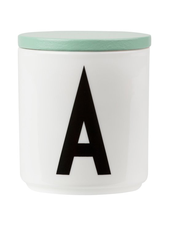 Wooden lid of the letter mug