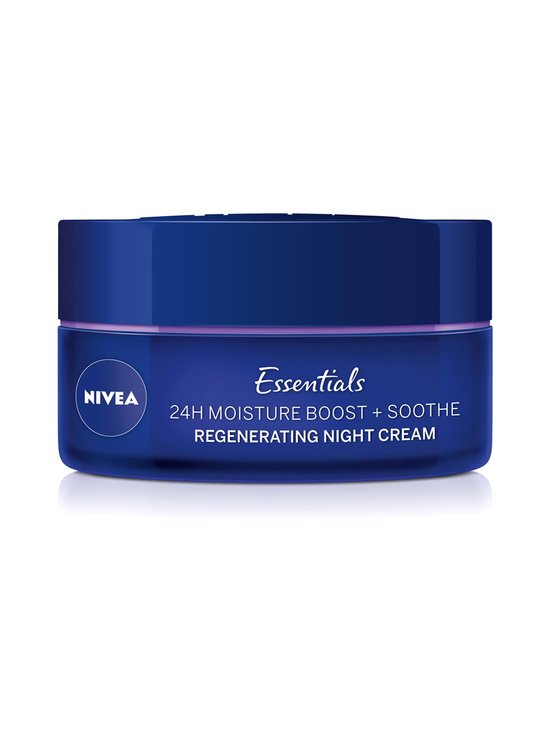 Essentials 24 h Moisture Boost + Soothe Night Cream -yövoide 50 ml