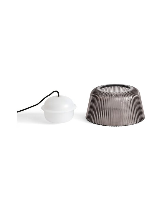 HAY - Brim-riippuvalaisin 24,5 cm - SMOKED GREY GLASS - photo 2 HAY - Brim-riippuvalaisin 24,5 cm - SMOKED GREY GLASS | Stockmann - photo 2