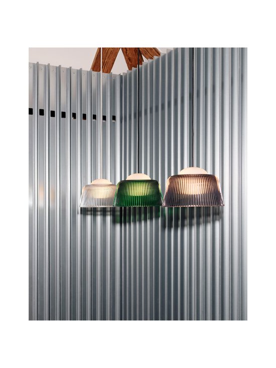 HAY - Brim-riippuvalaisin 24,5 cm - SMOKED GREY GLASS - photo 7 HAY - Brim-riippuvalaisin 24,5 cm - SMOKED GREY GLASS | Stockmann - photo 7