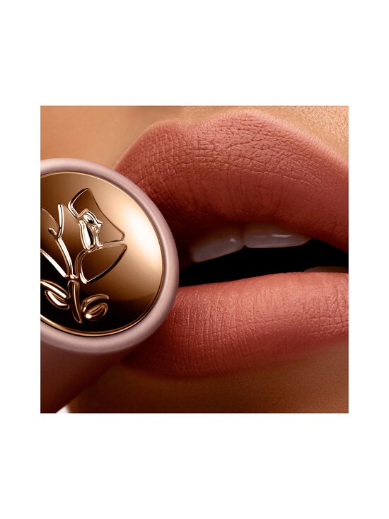 Lancôme - L'Absolu Rouge Intimatte Soft-Blurred Matte Lipstick -huulipuna - 247 UNRETOUCHED NUDE - photo 8 Lancôme - L'Absolu Rouge Intimatte Soft-Blurred Matte Lipstick -huulipuna - 247 UNRETOUCHED NUDE | Stockmann - photo 8