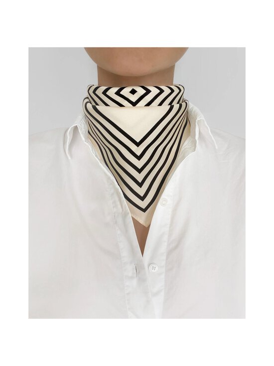 lescarf - No 14 -silkkihuivi - CREAM & BLACK - photo 2 lescarf - No 14 -silkkihuivi - CREAM & BLACK | Stockmann - photo 2