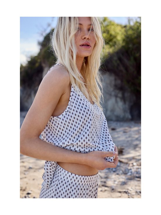 CCDK Copenhagen - Kimmy-shortsit - 1039 SNOW WHITE | Stockmann - photo 4