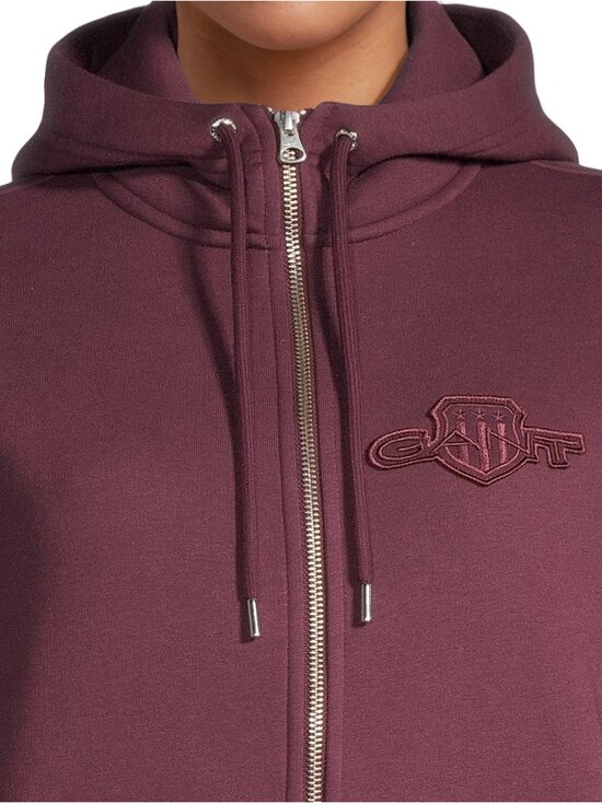 GANT - Regular Tonal Shield Zip džemperis ar kapuci - 656 PLUM WINE | Stockmann - photo 4