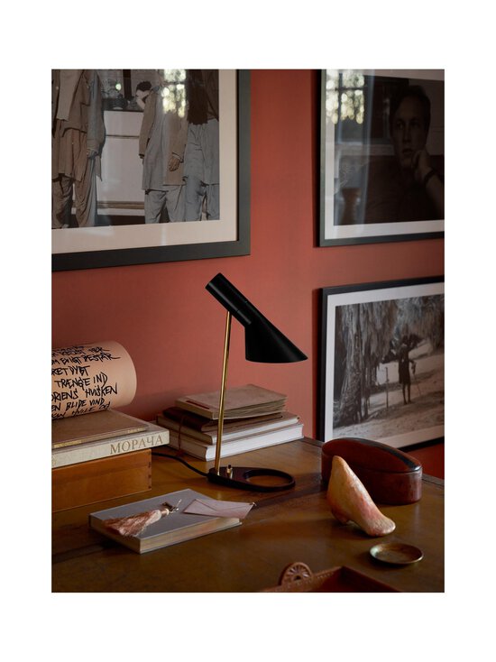 Louis Poulsen - AJ Mini -pöytävalaisin - BRASS/BLACK | Stockmann - photo 6