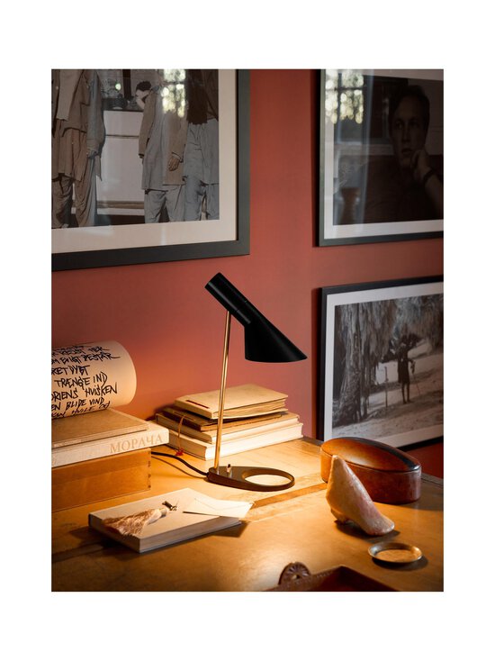 Louis Poulsen - AJ Mini -pöytävalaisin - BRASS/BLACK | Stockmann - photo 7