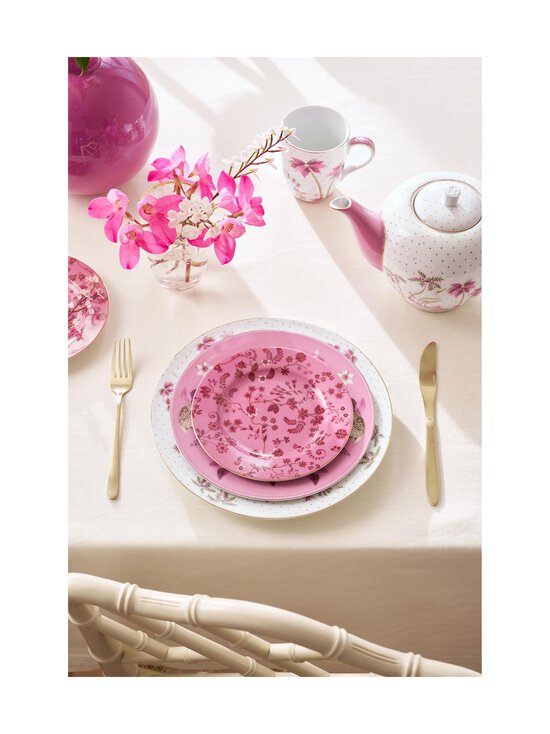 PIP Studio - Jolie Flowers porcelāna šķīvis 17 cm - PINK - photo 3 PIP Studio - Jolie Flowers porcelāna šķīvis 17 cm - PINK | Stockmann - photo 3