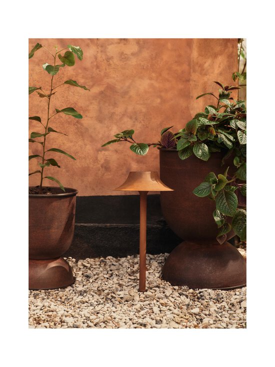 Ferm Living - Hourglass Medium -ruukku - RUST | Stockmann - photo 2