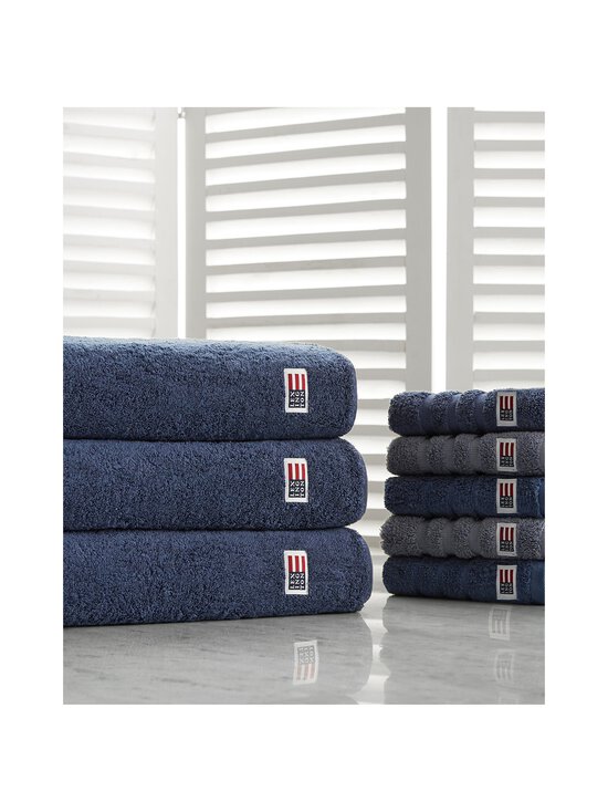 Lexington - Original-kylpypyyhe, 100 x 150 cm - DENIM BLUE - photo 2 Lexington - Original-kylpypyyhe, 100 x 150 cm - DENIM BLUE | Stockmann - photo 2