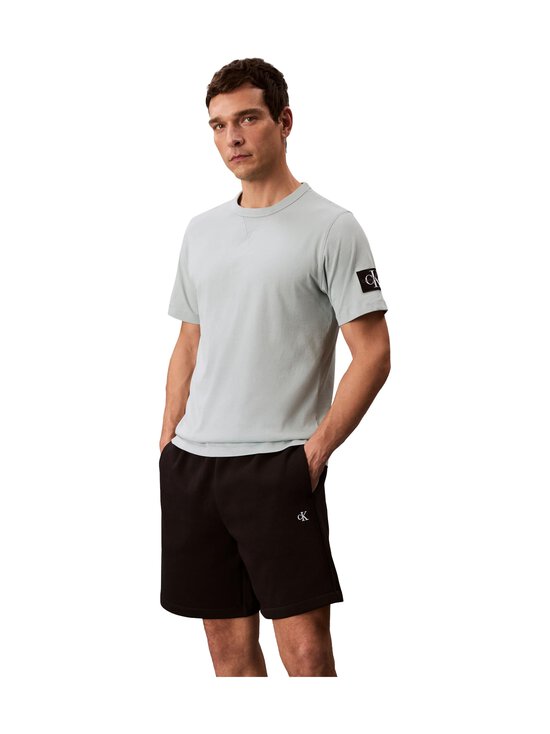 Calvin Klein Jeans - T-särk Badge Regular - MUN OVERCAST GREY | Stockmann - photo 1