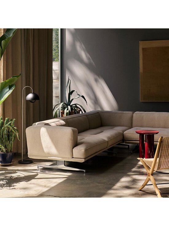 &Tradition - Flowerpot VP12 -lattiavalaisin - MUSTA - photo 3 &Tradition - Flowerpot VP12 -lattiavalaisin - MUSTA | Stockmann - photo 3