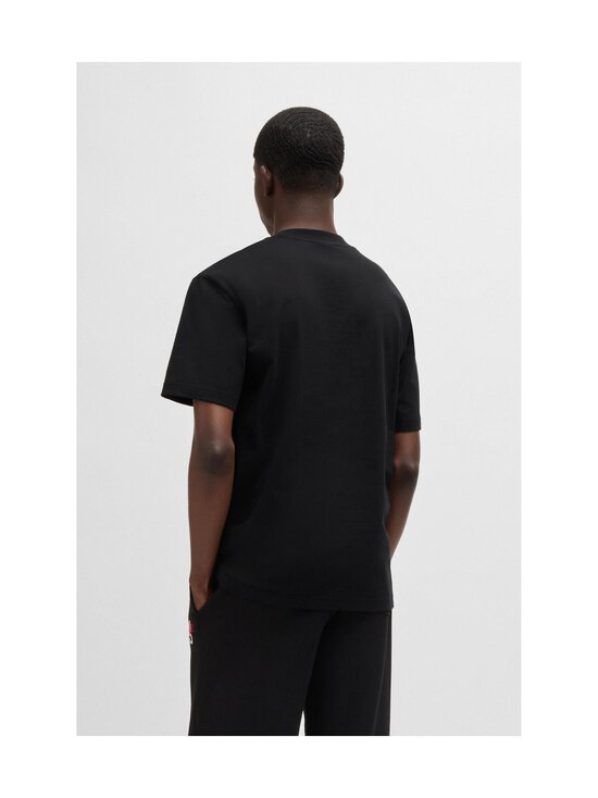 HUGO - Dlongny T-paita - 001 BLACK | Stockmann - photo 3