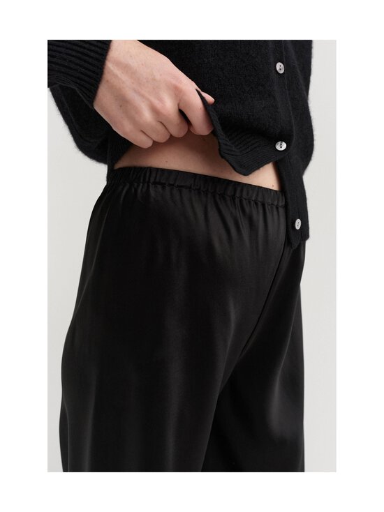 Almada Label - Bias-satiinihousut - BLACK | Stockmann - photo 4