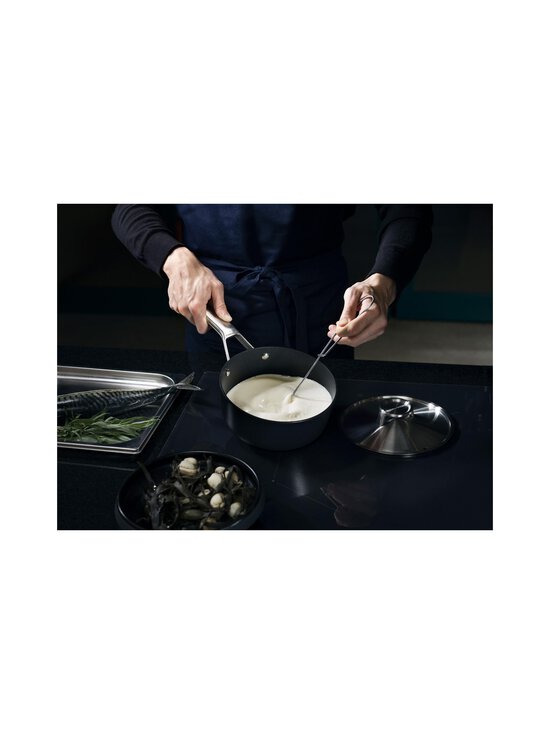 Fiskars - Taiten -kasari 1,6L - BLACK - photo 5 Fiskars - Taiten -kasari 1,6L - BLACK | Stockmann - photo 5