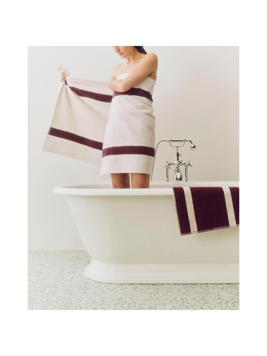 HAY - Stripe-kylpypyyhe - BURGUNDY | Stockmann - photo 4