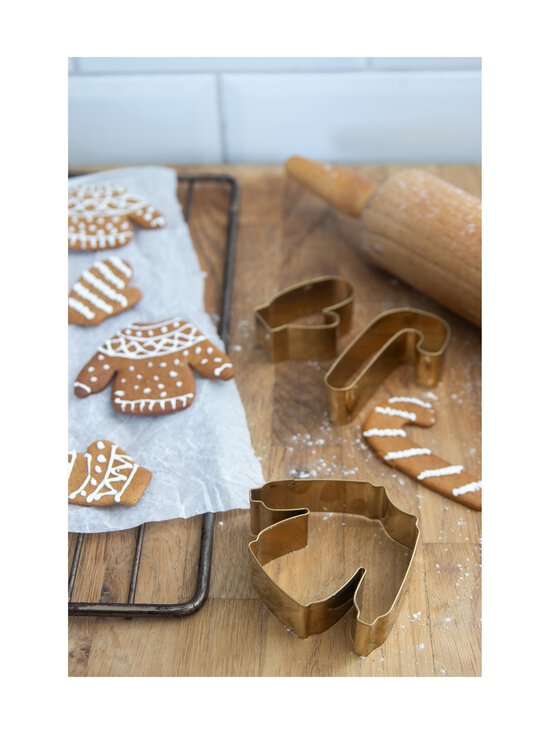 Pluto - Winter-keksimuotit 3 kpl - GOLD - photo 3 Pluto - Winter-keksimuotit 3 kpl - GOLD | Stockmann - photo 3