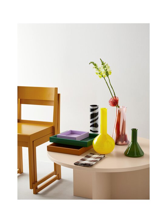 Kosta Boda - Lab Round -lasimaljakko - YELLOW - photo 3 Kosta Boda - Lab Round -lasimaljakko - YELLOW | Stockmann - photo 3