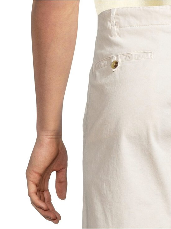 Oscar Jacobson - Lühikesed chinod Poggio - 916 CREME WHITE - photo 5 Oscar Jacobson - Lühikesed chinod Poggio - 916 CREME WHITE | Stockmann - photo 5