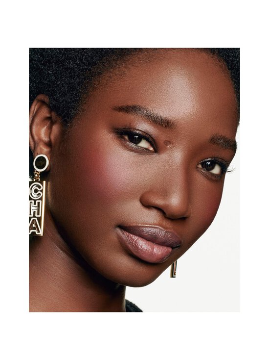 CHANEL - JOUES CONTRASTE INTENSE Cream To Powder Blush - 236 GRENAT PROFOND - photo 3 CHANEL - JOUES CONTRASTE INTENSE Cream To Powder Blush - 236 GRENAT PROFOND | Stockmann - photo 3