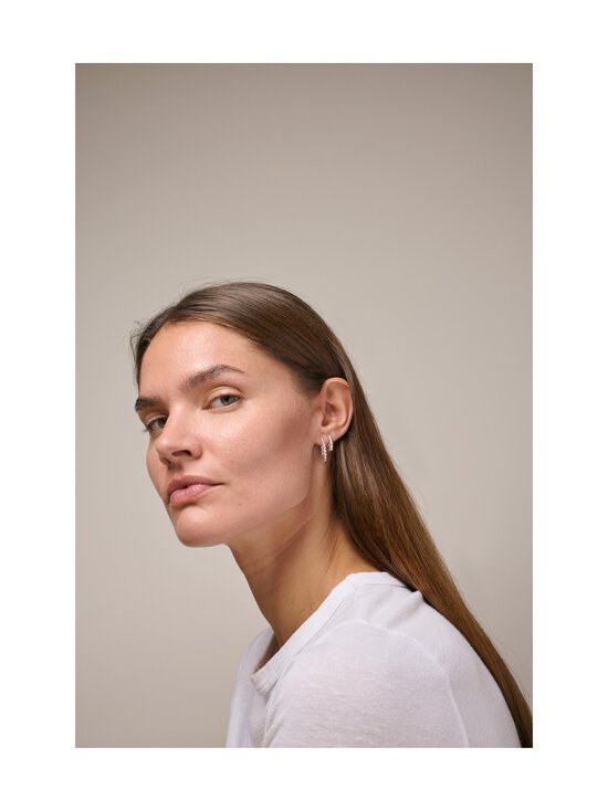 ENAMEL Copenhagen - Hoops Ball Small -korvakorut - 925S - photo 2 ENAMEL Copenhagen - Hoops Ball Small -korvakorut - 925S | Stockmann - photo 2