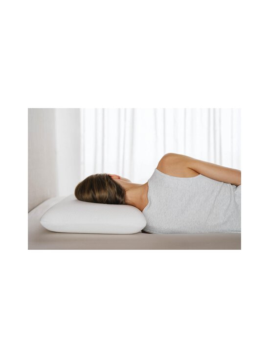 Hoie - Classic Memory Foam spilvens 40 x 60 cm - WHITE - photo 5 Hoie - Classic Memory Foam spilvens 40 x 60 cm - WHITE | Stockmann - photo 5