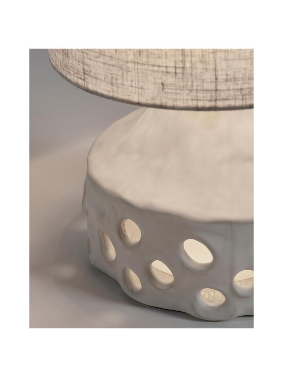 Serax - Oya-pöytävalaisin - 100 BEIGE - photo 4 Serax - Oya-pöytävalaisin - 100 BEIGE | Stockmann - photo 4