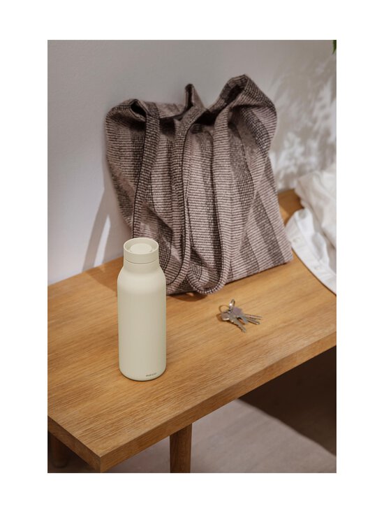 Eva Solo - Urban-termospullo 0.5 l - COCONUT - photo 4 Eva Solo - Urban-termospullo 0.5 l - COCONUT | Stockmann - photo 4