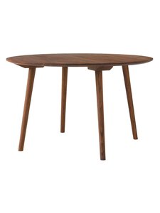 &Tradition - In Between SK4 -ruokapöytä pähkinä ⌀ 120 cm - BROWN | Stockmann
