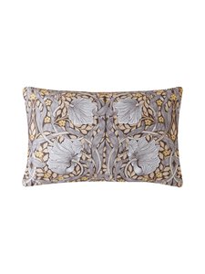 William Morris At Home - Pimpernel-satiinityynyliina 50 x 60 cm - 03 CHARCOAL William Morris At Home - Pimpernel-satiinityynyliina 50 x 60 cm - 03 CHARCOAL | Stockmann