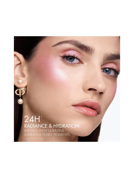 DIOR - Forever Glow Maximizer Longwear Liquid Highlighter -korostusväri - 012 PERLY | Stockmann - photo 6