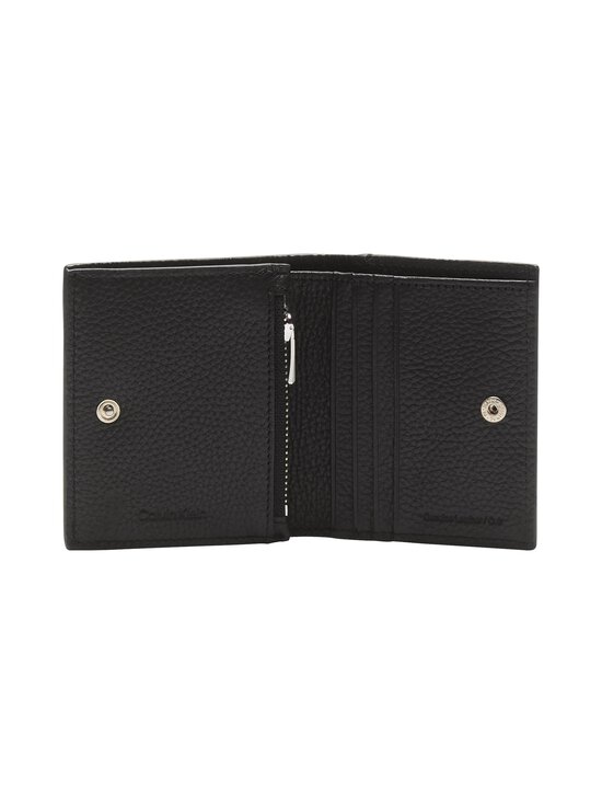 Calvin Klein Bags & Accessories - CK Trifold -nahkalompakko - UB1 BLACK - photo 3 Calvin Klein Bags & Accessories - CK Trifold -nahkalompakko - UB1 BLACK | Stockmann - photo 3