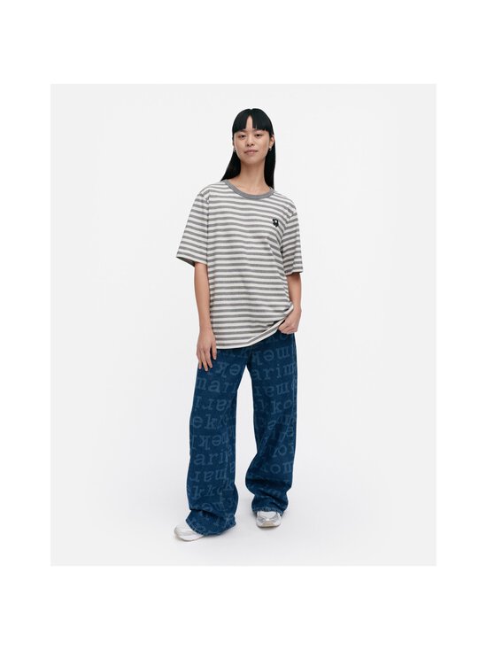 Marimekko - Tasaraita Unisex Unikko Kioski T-krekls - 894 GREY MELANGE, OFF WHITE - photo 5 Marimekko - Tasaraita Unisex Unikko Kioski T-krekls - 894 GREY MELANGE, OFF WHITE | Stockmann - photo 5