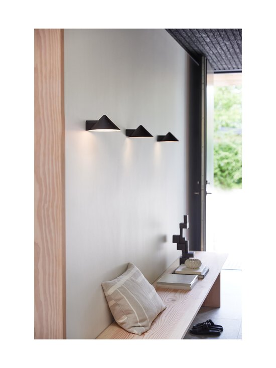 Frandsen - Grasp-seinävalaisin - MATT BLACK - photo 4 Frandsen - Grasp-seinävalaisin - MATT BLACK | Stockmann - photo 4