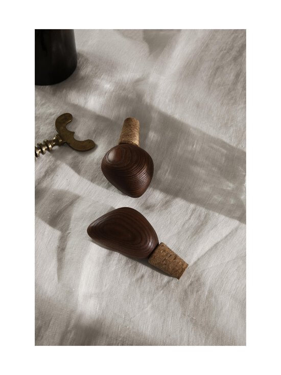 Ferm Living - Veinipudeli korgid Cairn, 2 tk - DARK BROWN - photo 3 Ferm Living - Veinipudeli korgid Cairn, 2 tk - DARK BROWN | Stockmann - photo 3