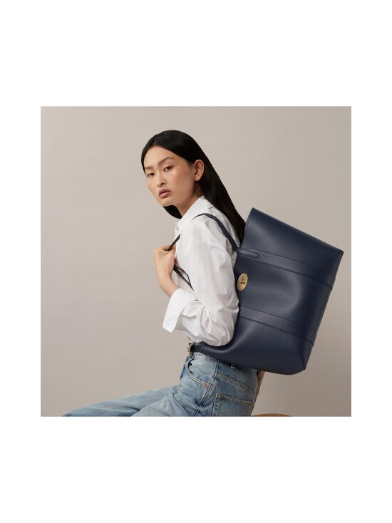 Mulberry - Bayswater Tote Small -nahkalaukku - U888 NIGHT SKY - photo 7 Mulberry - Bayswater Tote Small -nahkalaukku - U888 NIGHT SKY | Stockmann - photo 7