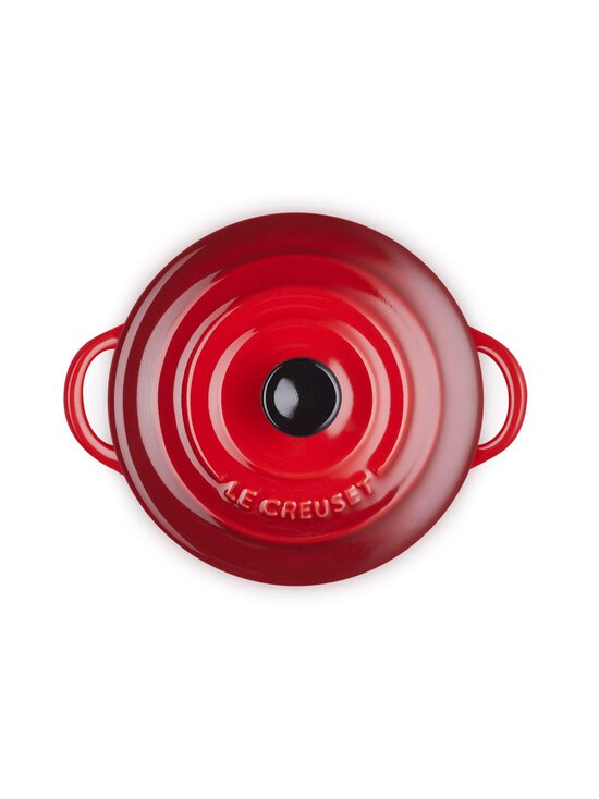 Le Creuset - Classic Mini Round Cocotte -pata 10 cm - 060 CERISE - photo 4 Le Creuset - Classic Mini Round Cocotte -pata 10 cm - 060 CERISE | Stockmann - photo 4